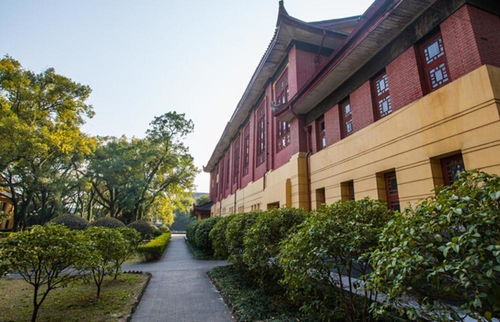 中国唯一一座收门票的大学，票价达100元，你知道是哪所学校吗？
